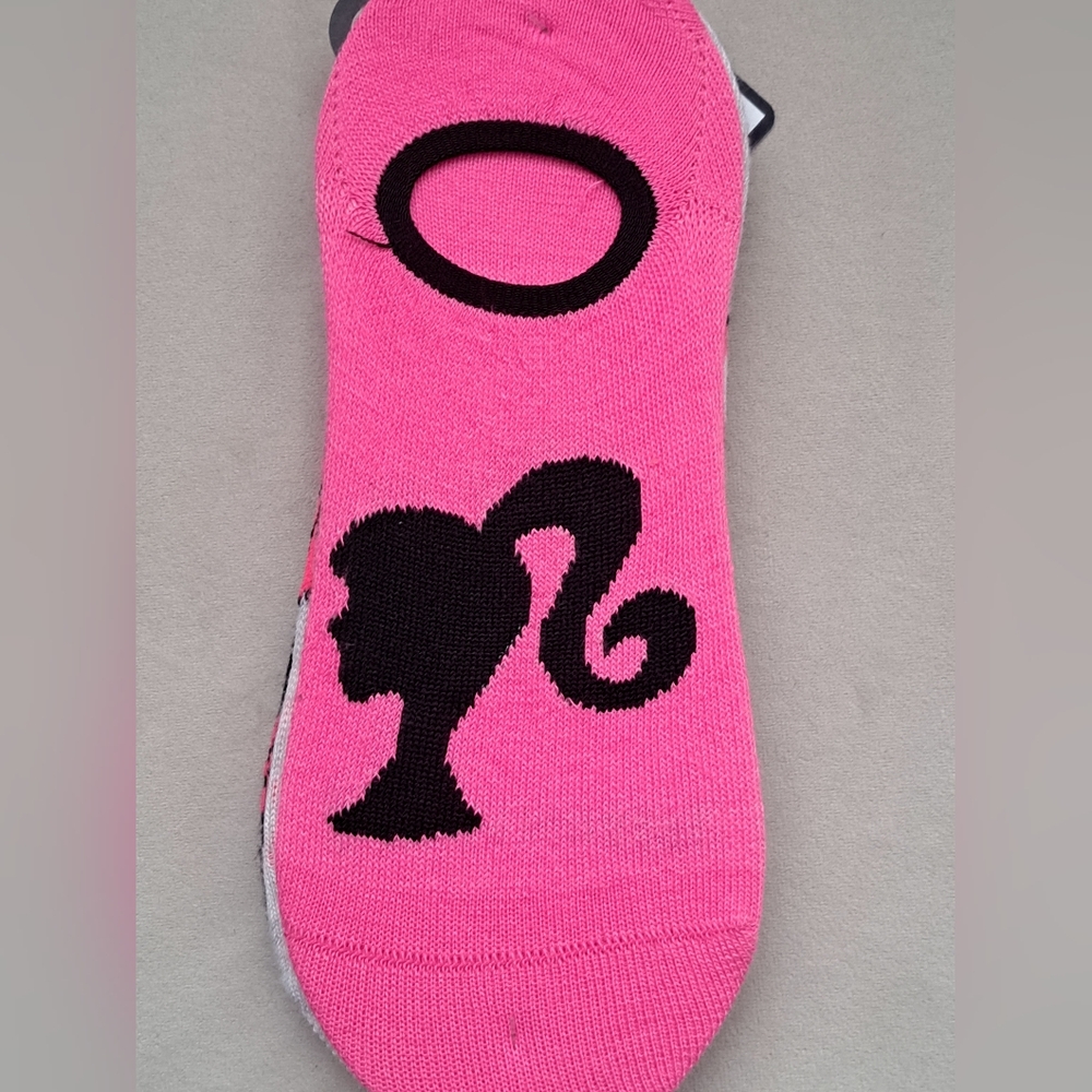 Brand New Ladies 3 Pairs Barbie Black and Pink Stay Put Liner; Shoe Size 4-10 - Picture 3 of 3
